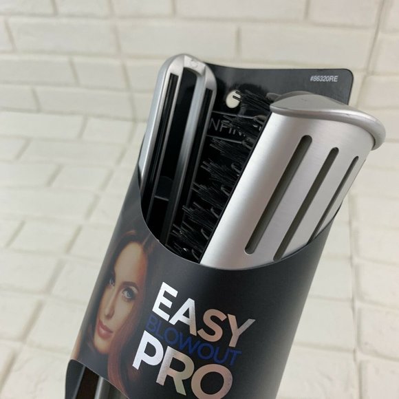 Infiniti Pro Conair Easy Blowout Pro Brush - Picture 4 of 7